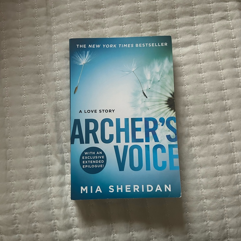 Archer's Voice by Mia Sheridan - Blue Cover